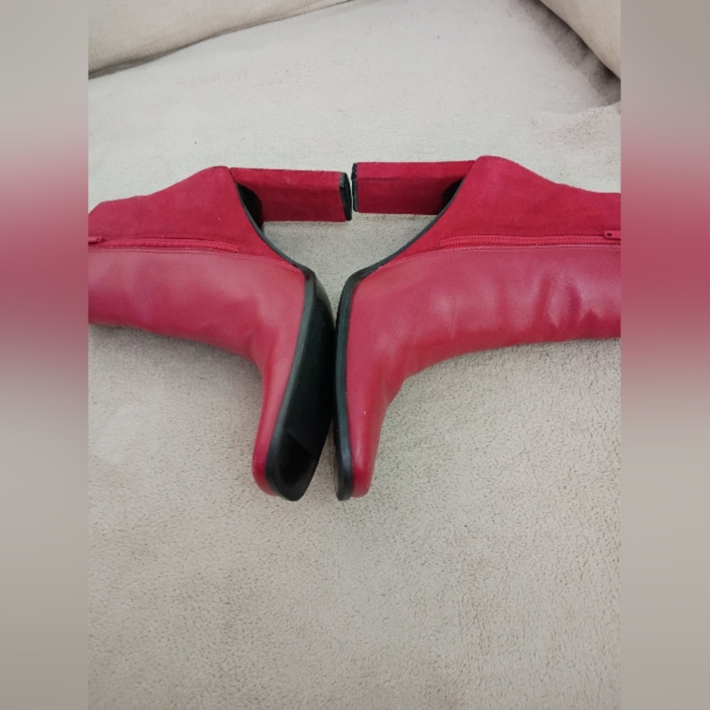 Elegant Red Women's Ankle Boots. - Picture 4 of 12
